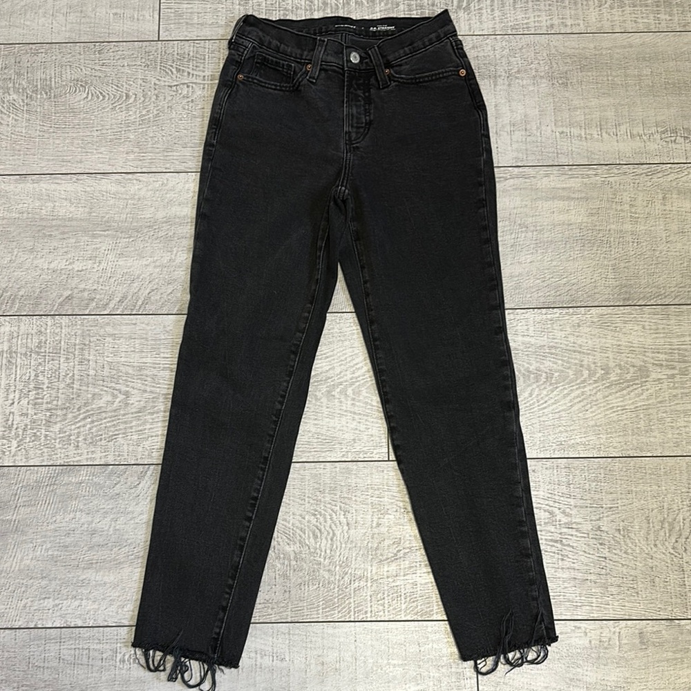 Old Navy Black Ankle Cropped Jeans with Frayed Hem, High Rise